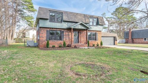 1925 Edenton Dr Sw, Huntsville, AL, 35803-1407 | Card Image