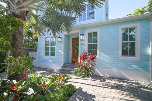 1420 Whalton St, Key West, FL, 33040-4834 | Card Image