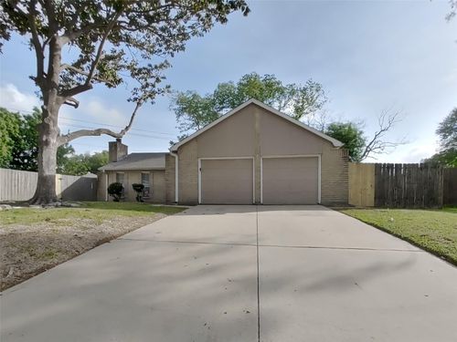 12819 Enchanted Path Drive, Houston, TX, 77044 | Card Image