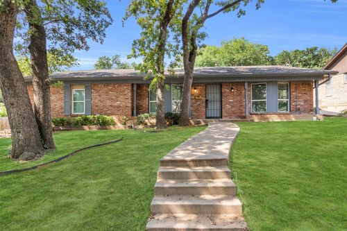 7513 Madeira Dr, Fort Worth, TX, 76112-4404 | Card Image