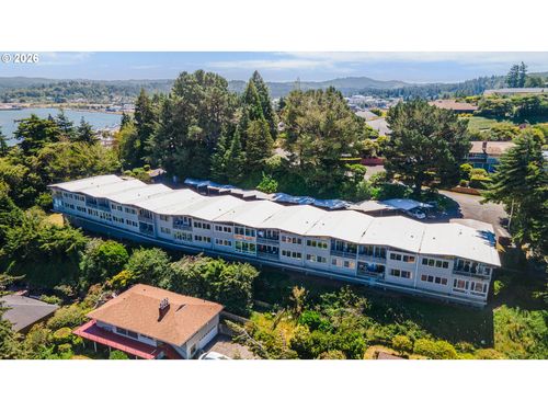 apt-7-290 N 3rd Ct, Coos Bay, OR, 97420-2494 | Card Image