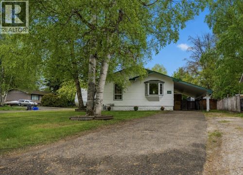 7325 Imperial Cres, Prince George, BC, V2N2W5 | Card Image