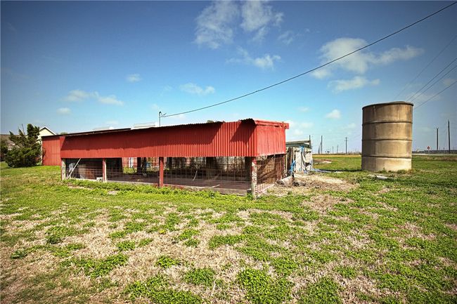9522 County Road 1178, House other with 4 bedrooms, 4 bathrooms and null parking in Taft TX | Image 36