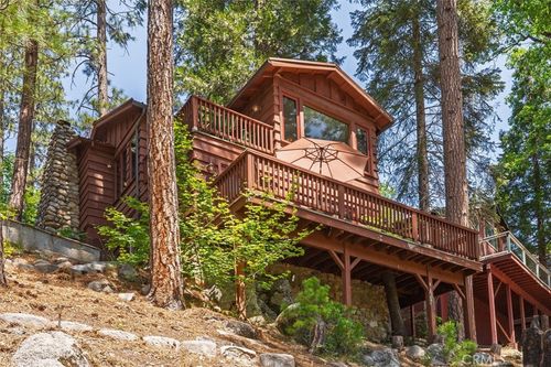 2576 Chilnualna Ln, Yosemite National Park, CA, 95389 | Card Image