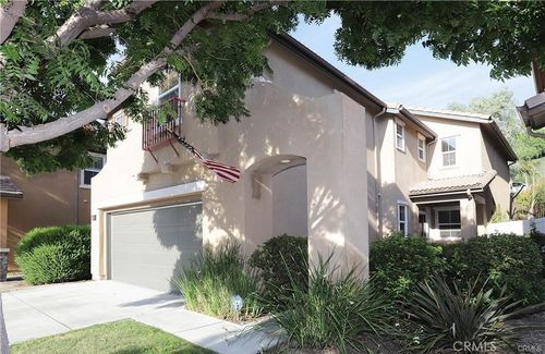 27656 Cordovan Dr, Canyon Country, CA, 91351-3471 | Card Image