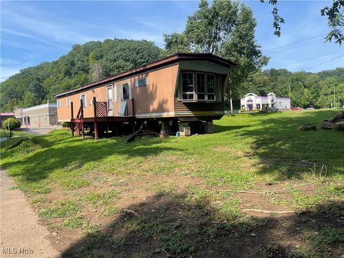 421 W Main St, Pomeroy, OH, 45769-1216 | Card Image