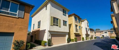 12015 Acadia Ct, Hawthorne, CA, 90250-1655 | Card Image
