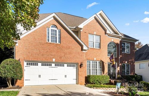 11809 Farnborough Rd, Huntersville, NC, 28078-3768 | Card Image