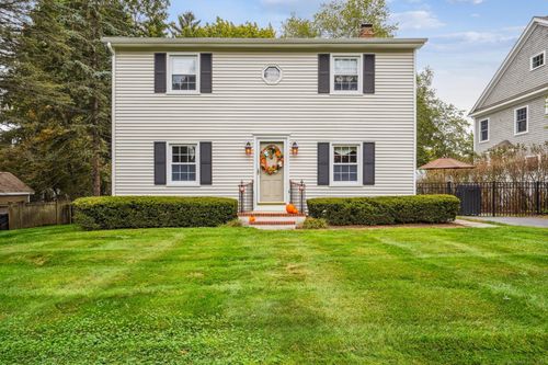 46 Middlebrook Dr, Fairfield, CT, 06824-3009 | Card Image