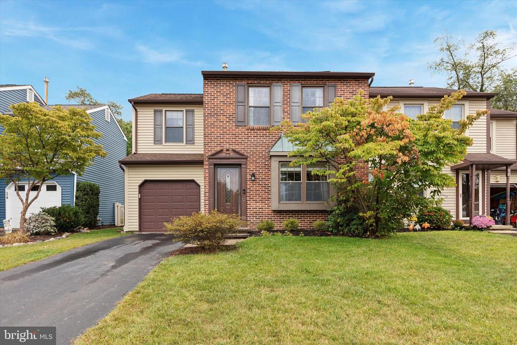 Wynmere Dr, Horsham, PA 19044