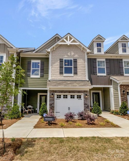 7012 Bentz St, Charlotte, NC, 28269-1146 | Card Image