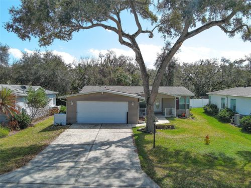 317 Water Landing Dr, OAK HILL, FL, 32759-9566 | Card Image