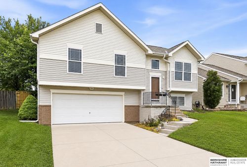 5611 S 193rd Ave, Omaha, NE, 68135-4240 | Card Image
