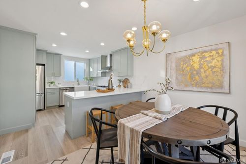 1607 44th Ave, San Francisco, CA, 94122-2932 | Card Image