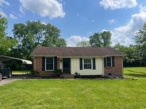 923 Hart St, Gallatin, TN, 37066-2518 | Card Image