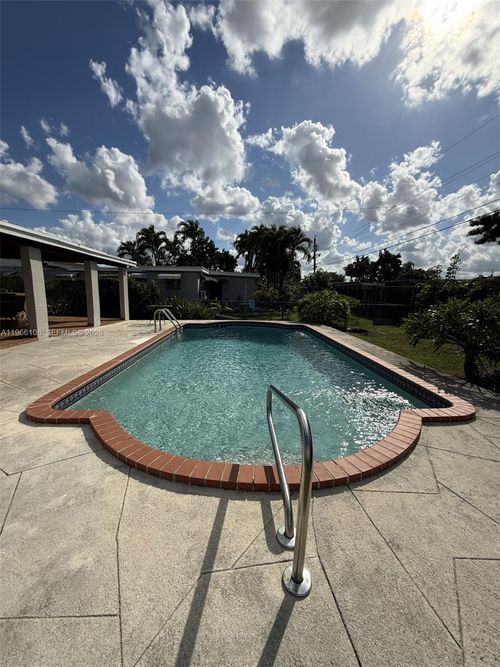 4012 Sw 102nd Ct, Miami, FL, 33165-4961 | Card Image