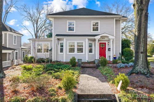 209 W 3rd Ave, Gastonia, NC, 28052-4058 | Card Image