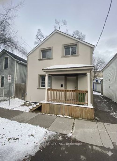 636 Union St, Peterborough, ON, K9H3V5 | Card Image