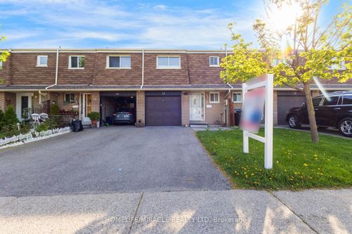 13-7450 Darcel Ave, Mississauga, ON, L4T2X7 | Card Image