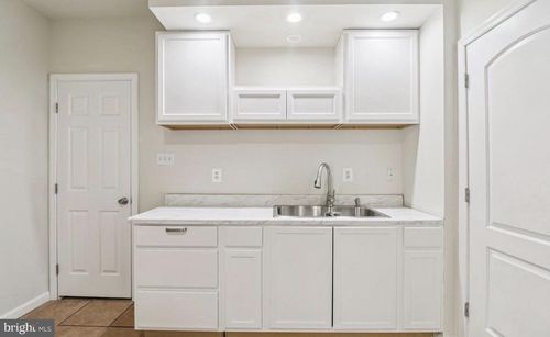 6005 Armaan Dr, GLENN DALE, MD, 20769-9219 | Card Image