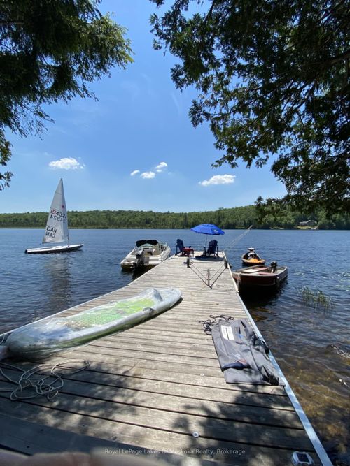 204 Wurm Rd, Magnetawan, ON, P0A1C0 | Card Image