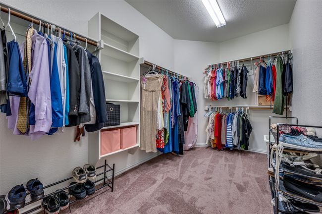Master walk in closet | Image 22