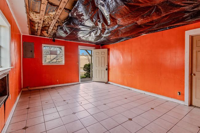 904 S Jackson St, House other with 2 bedrooms, 2 bathrooms and null parking in Kaufman TX | Image 5