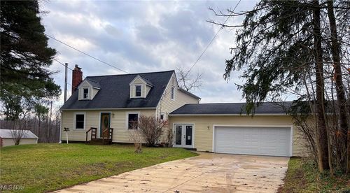 16301 Gar Hwy, Montville, OH, 44064-9792 | Card Image