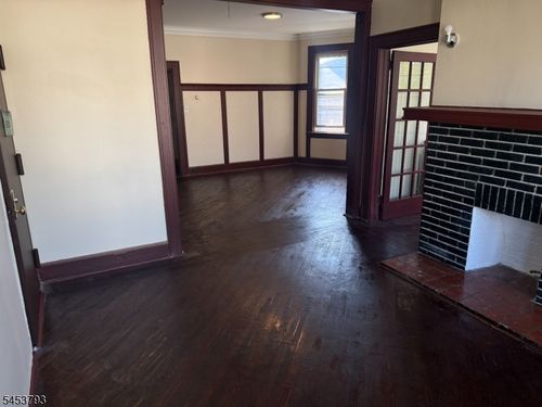 84 Arsdale Ter, East Orange, NJ, 07018-2304 | Card Image