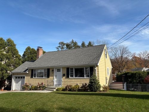 337 Washington St, Arlington, MA, 02474-1529 | Card Image