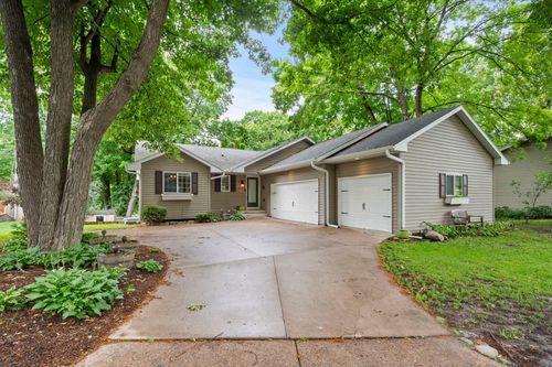 3067 Alexander Ln, Mound, MN, 55364-9302 | Card Image