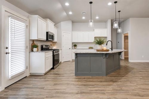 9113 Anaum Lane, Yukon, OK, 73099 | Card Image