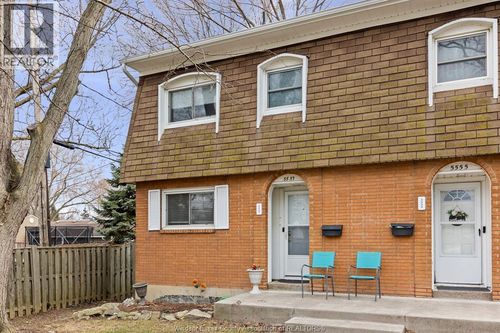 5557 Coronation Ave, Windsor, ON, N8T1B2 | Card Image
