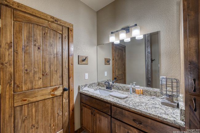 274 Mountain Laurel Ln, House other with 5 bedrooms, 6 bathrooms and null parking in Concan TX | Image 18