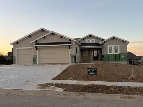 2806 Ne 102nd St, Kansas City, MO, 64155-5011 | Card Image