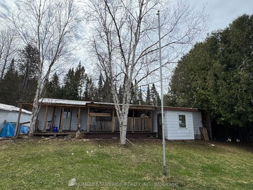 546 Detlor Rd, L'amable, ON, K0L2L0 | Card Image