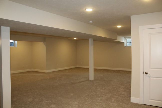 8895 S Airport Rd, House other with 4 bedrooms, 3 bathrooms and null parking in Dewitt MI | Image 49