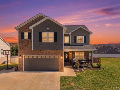 303 Benchmark Dr, Evington, VA, 24550-3763 | Card Image