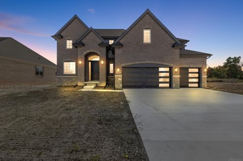 42419 Magnolia Dr, Sterling Heights, MI, 48314-4241 | Card Image