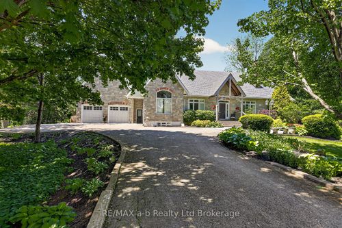 11 Norsworthy Lane, Ingersoll, ON, N5C4G5 | Card Image