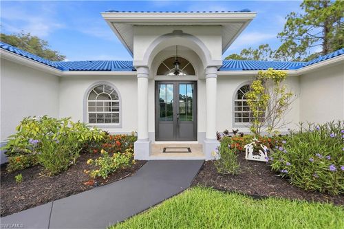 104 12th Ave, Naples, FL, 34120-2305 | Card Image