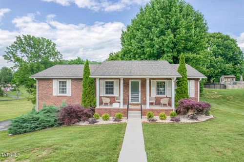 111 Margo Dr, Johnson City, TN, 37601-6266 | Card Image