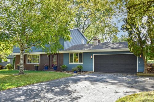 641 W Fairy Chasm Road, Bayside, WI, 53217 | Card Image