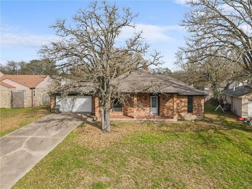 2122 Pantera Drive, Bryan, TX, 77807 | Card Image