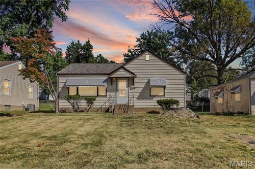 7839 Underhill Dr, Saint Louis, MO, 63133-1135 | Card Image
