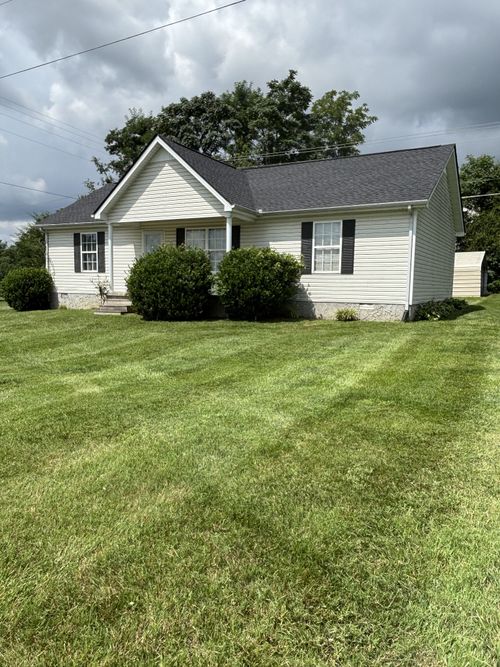 84 Kristen Dr, Lafayette, TN, 37083-1455 | Card Image