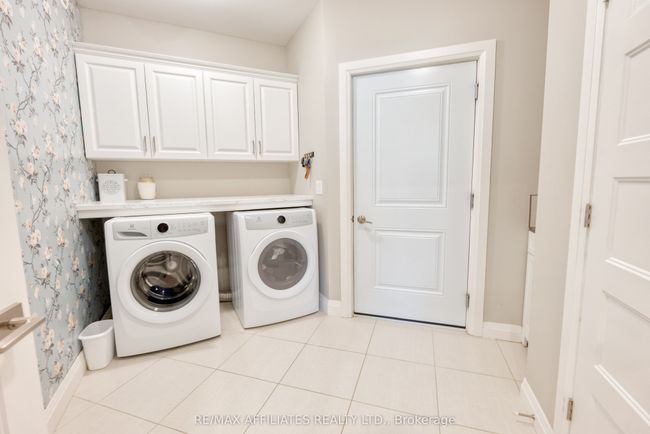 23 Tudor Cir, House other with 3 bedrooms, 3 bathrooms and 6 parking in Lombardy ON | Image 24