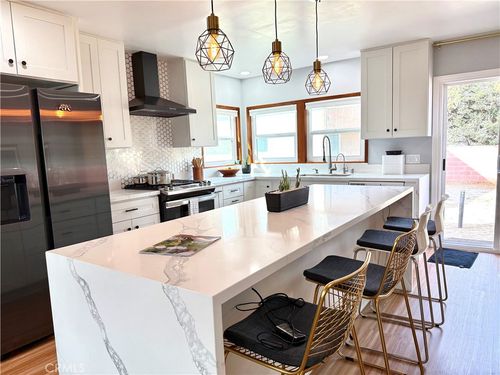 unit-b-115 W Valencia Ave, Anaheim, CA, 92805-4664 | Card Image