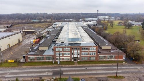 148 Mohawk St, Brantford, ON, N3S7G5 | Card Image