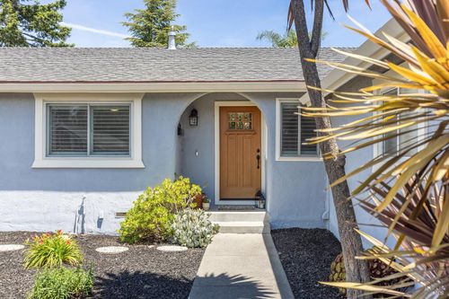 905 Saint Francis Drive, Petaluma, CA, 94954 | Card Image